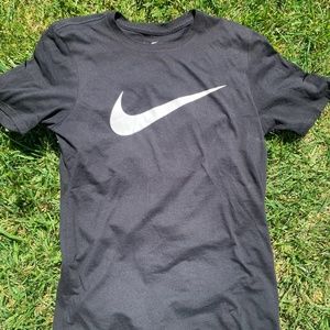 NIKE DRY FIT TEE